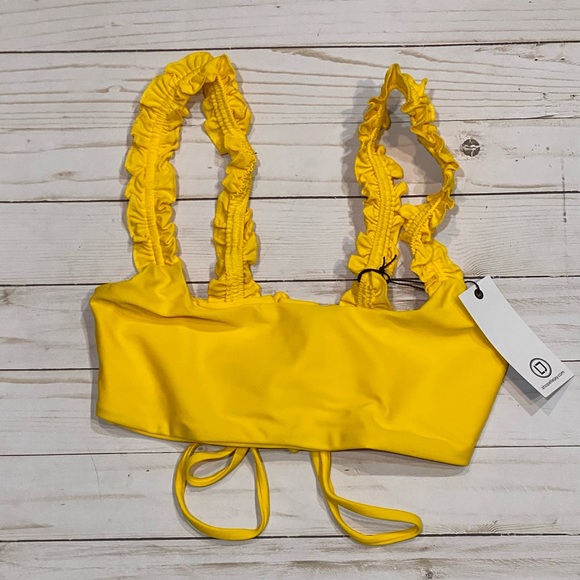 Ellejay Lanai Ruffle Bikini Top Lemon Yellow NWT - Picture 3 of 3